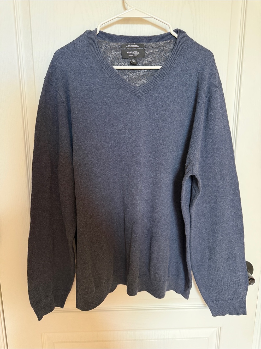 Nordstrom Men V-Neck Sweater - Dark Navy